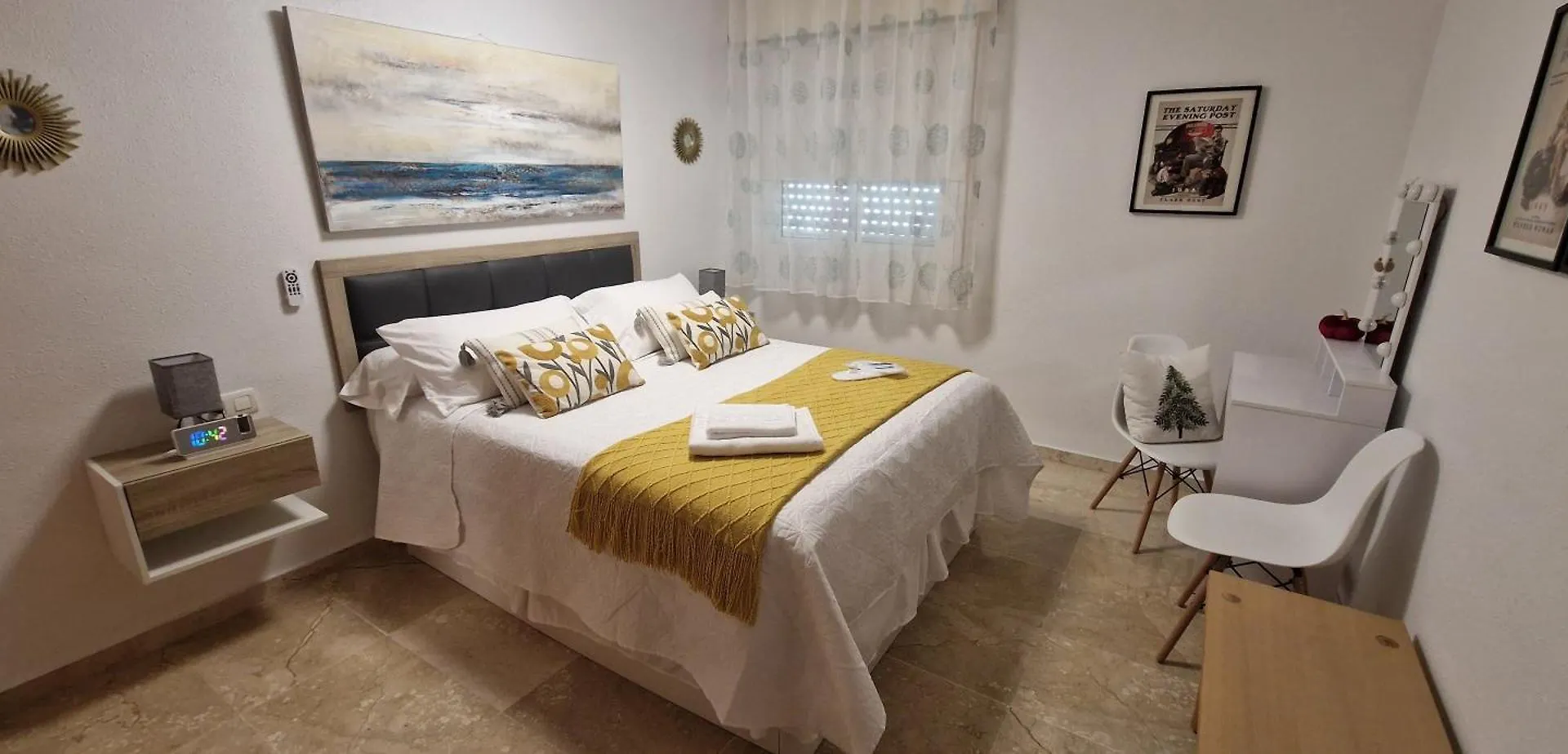 Atico Frente Al Mar, Un Dormitorio 