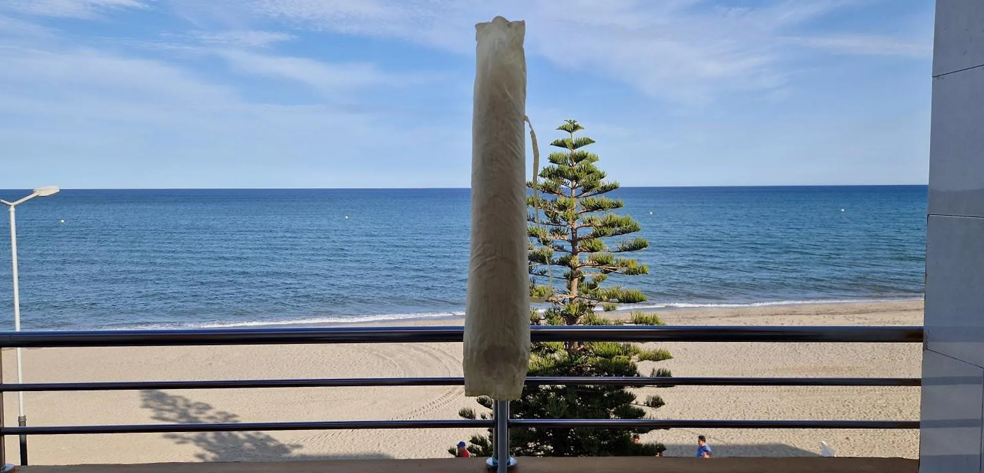Atico Frente Al Mar, Un Dormitorio 