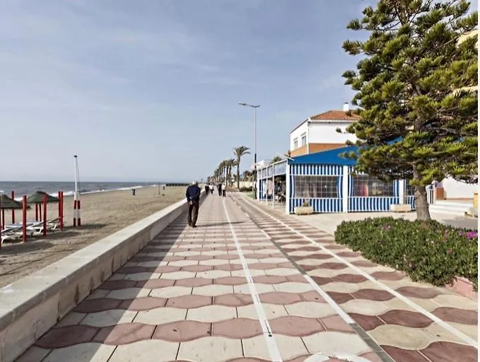 Atico Frente Al Mar, Un Dormitorio 