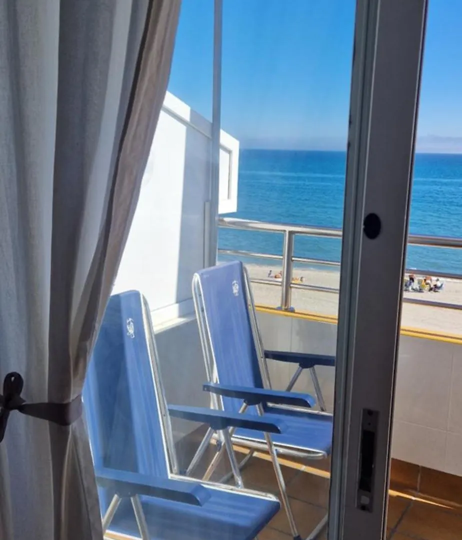Atico Frente Al Mar, Un Dormitorio 