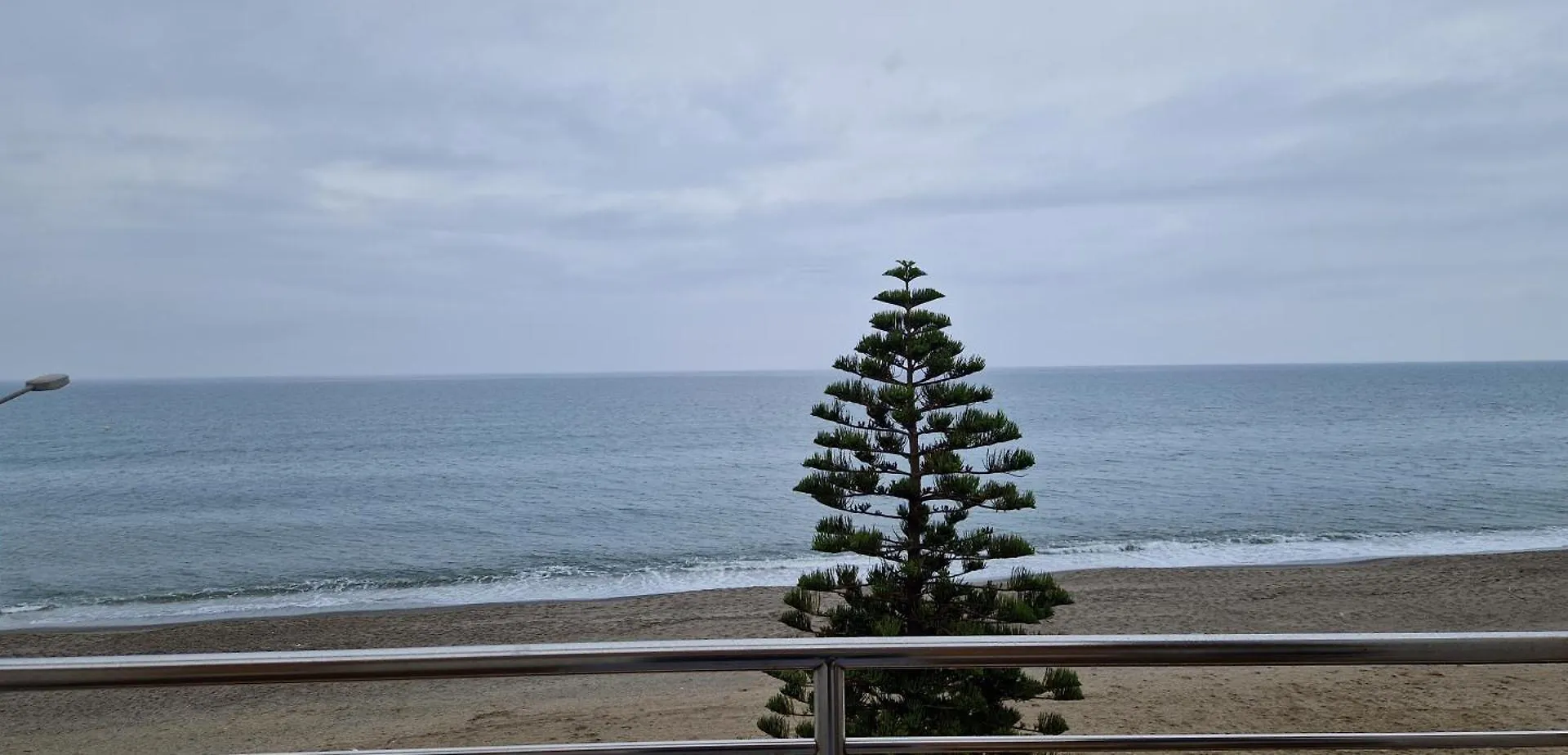 Atico Frente Al Mar, Un Dormitorio 