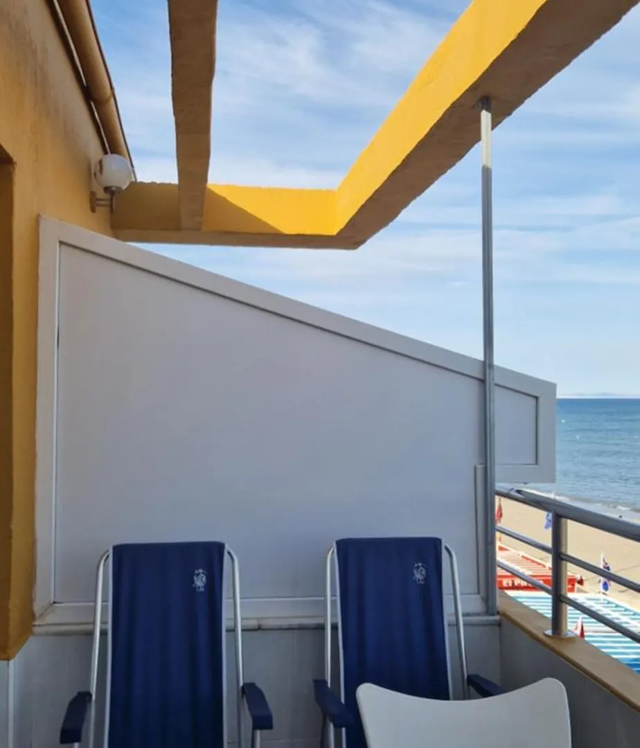 Atico Frente Al Mar, Un Dormitorio 